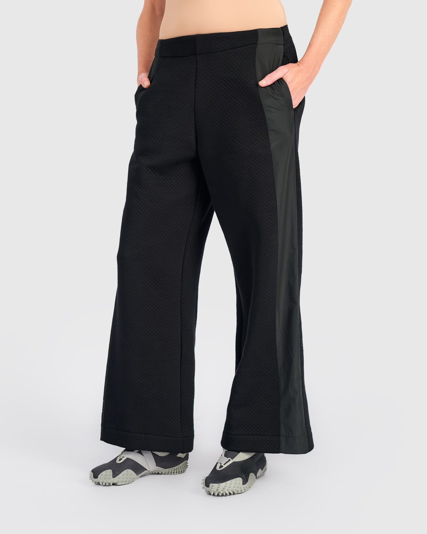Urban Quilted Pants, Black