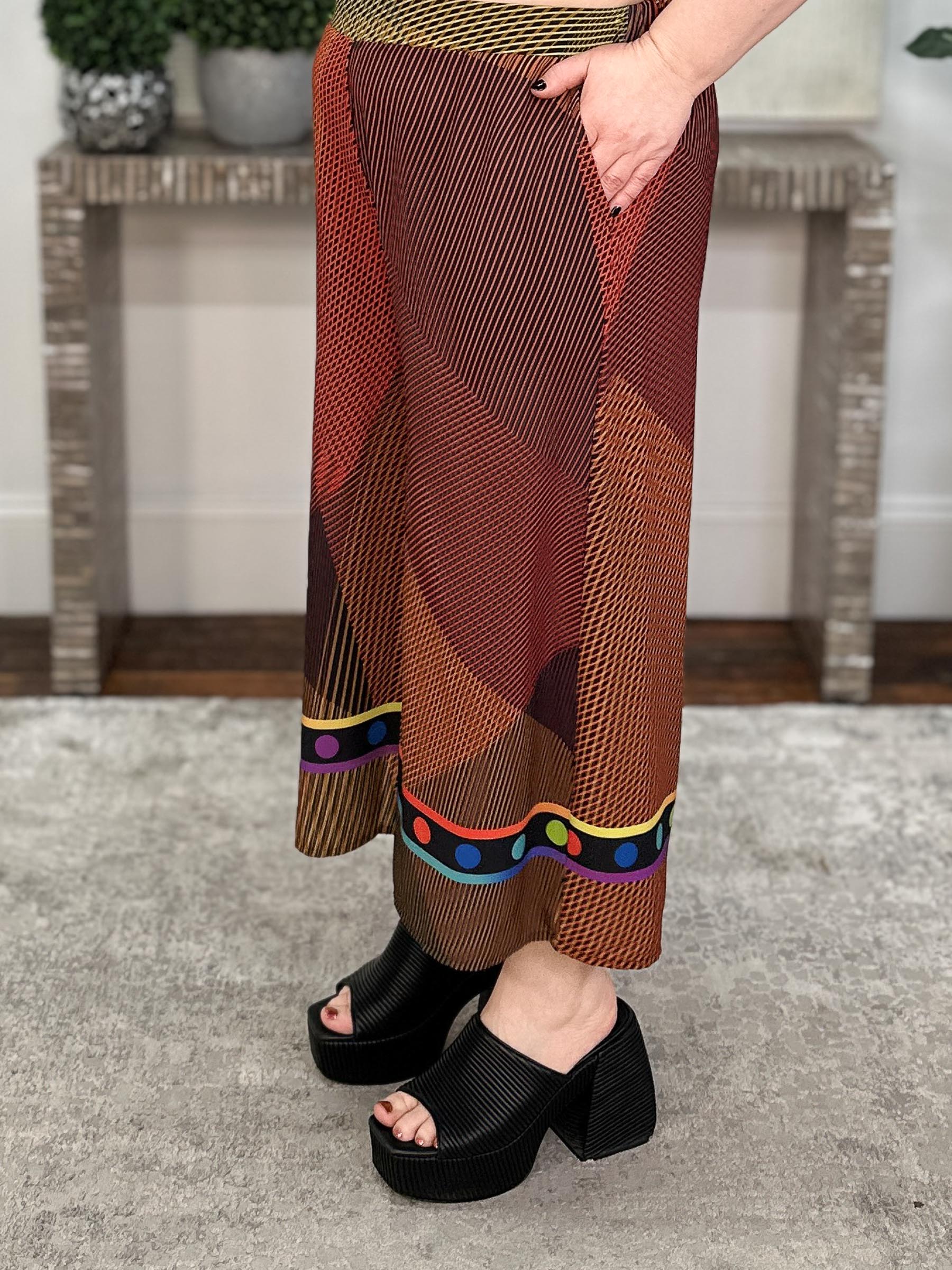 Amma Pant, Mondrian Crepe