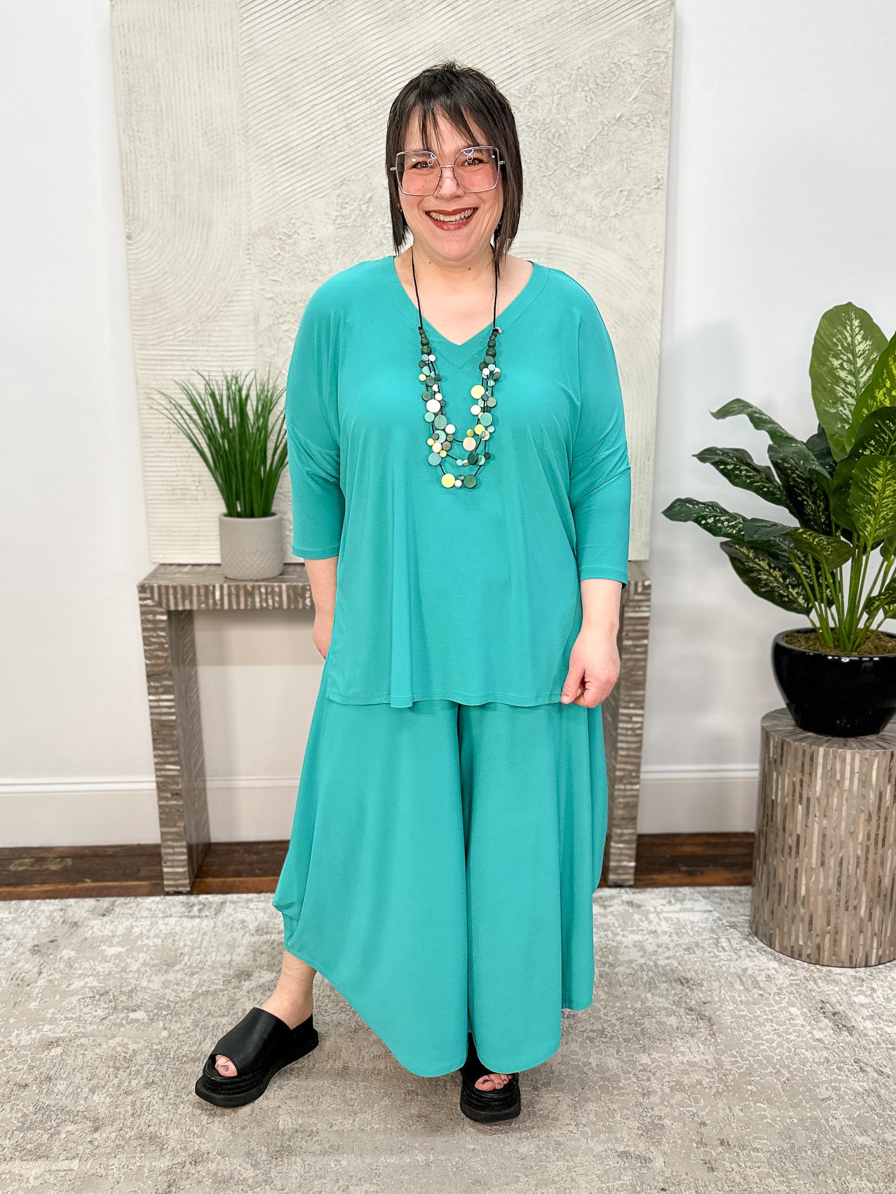 Dome Pant, Capri Vogue