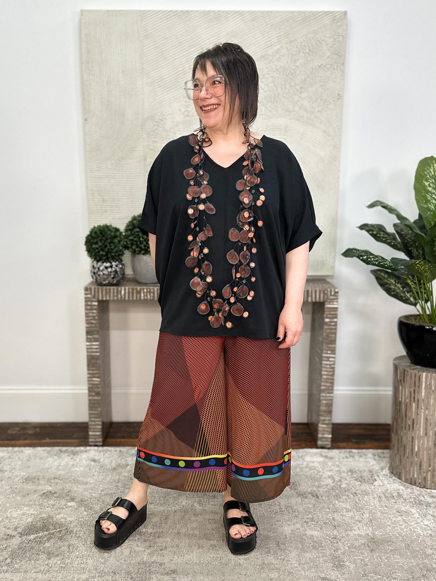 Amma Pant, Mondrian Crepe