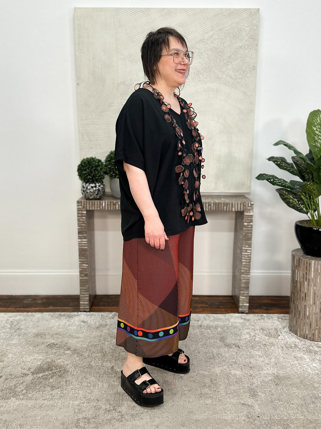 Amma Pant, Mondrian Crepe